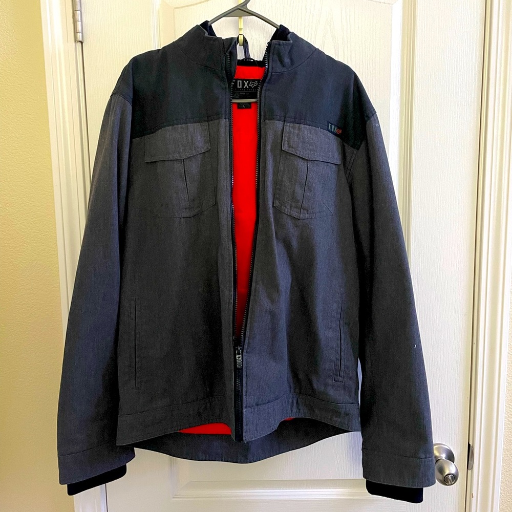 Men's Fox jacket w/ hood
